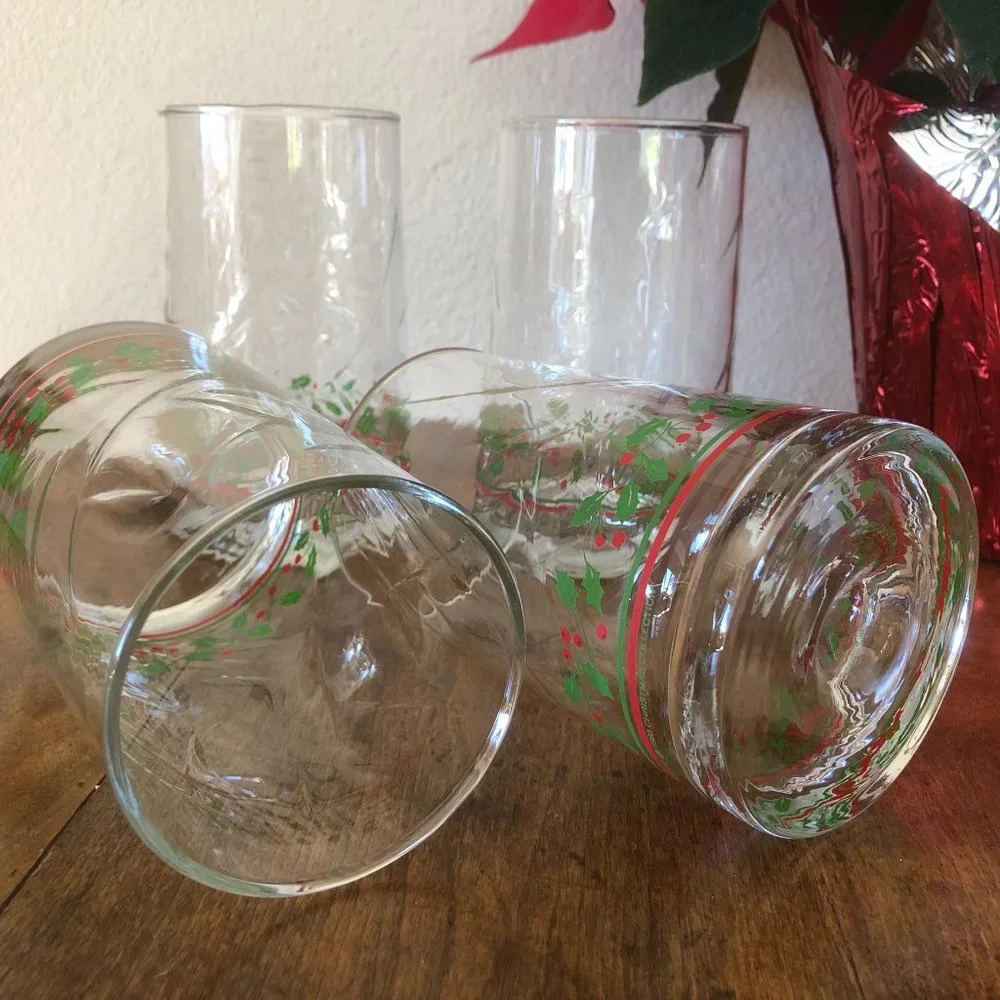 Vtg Set 4 ARBY Christmas Holiday Glass Holly Berry Drinking Glasses ARBY'S 1980s